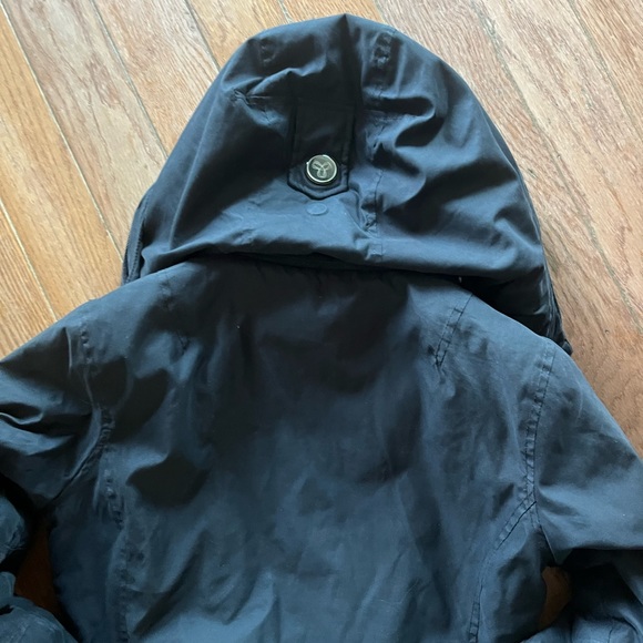 Aritzia TNA St. Moritz Bomber Jacket - Picture 7 of 14